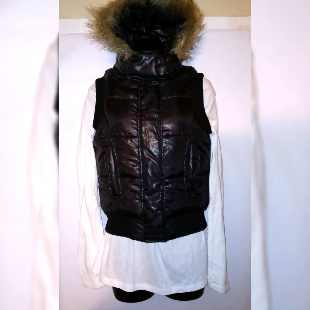 Tex By Max Azria Puffer Vest